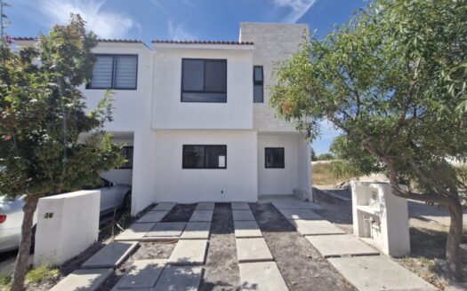 Casa Mónica – Ciudad Maderas, El Marqués