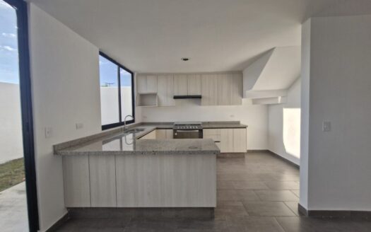 Casa Ámbar – Ciudad Maderas El marqués