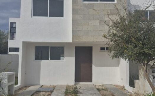 CASA MAYA II – Ciudad Maderas. El Marqués