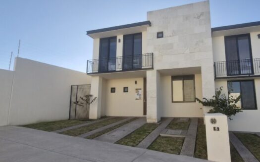 CASA CUMBRE – CENTRO SUR