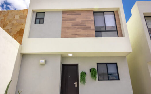 Casa 2 y 3 recámaras (recámara en planta baja) – Zakia